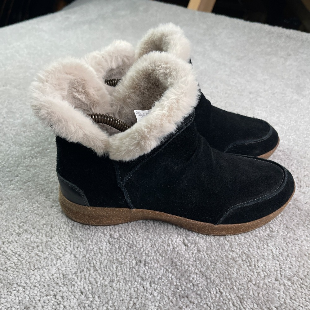 Taos Future Mid Boots Women Size 8 Black Suede Faux Fur Ankle Booties Comfort